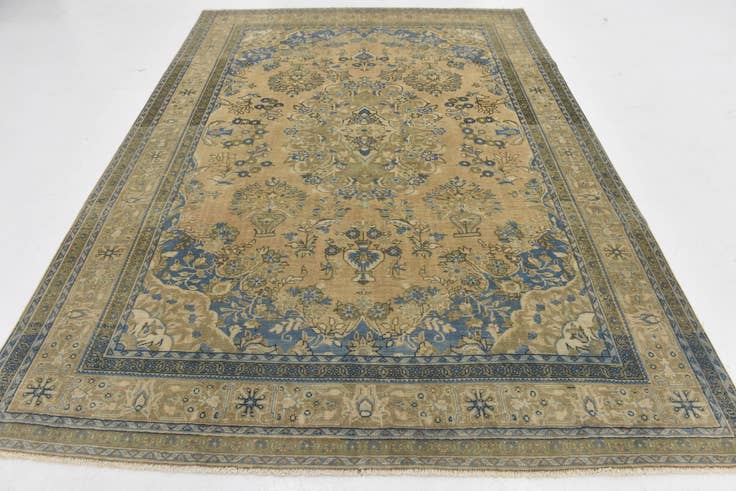 Detail image of 7' 1 x 10' 1 Hand Knotted Ultra Vintage Persian Wool Rug