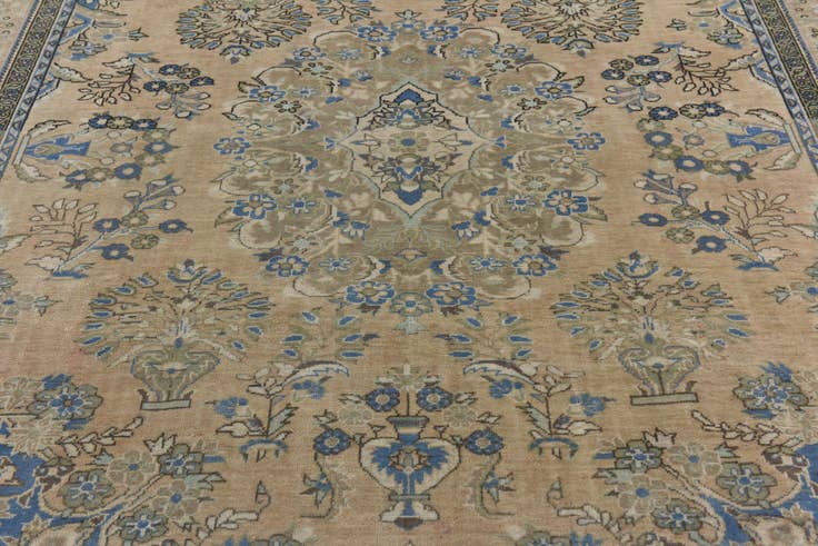 Detail image of 7' 1 x 10' 1 Hand Knotted Ultra Vintage Persian Wool Rug