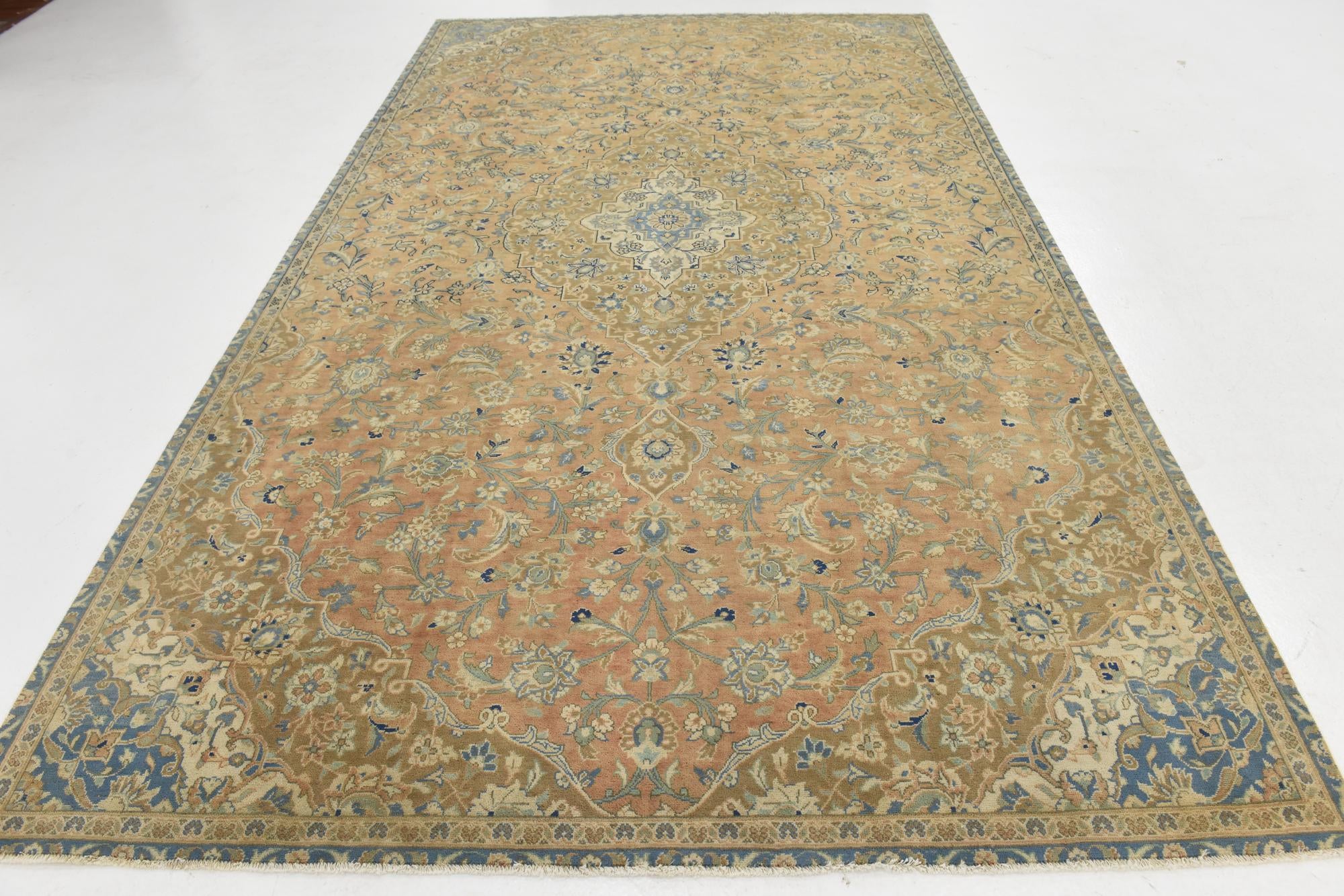 6' 9 x 11' 5 Hand Knotted Ultra Vintage Persian Wool Rug