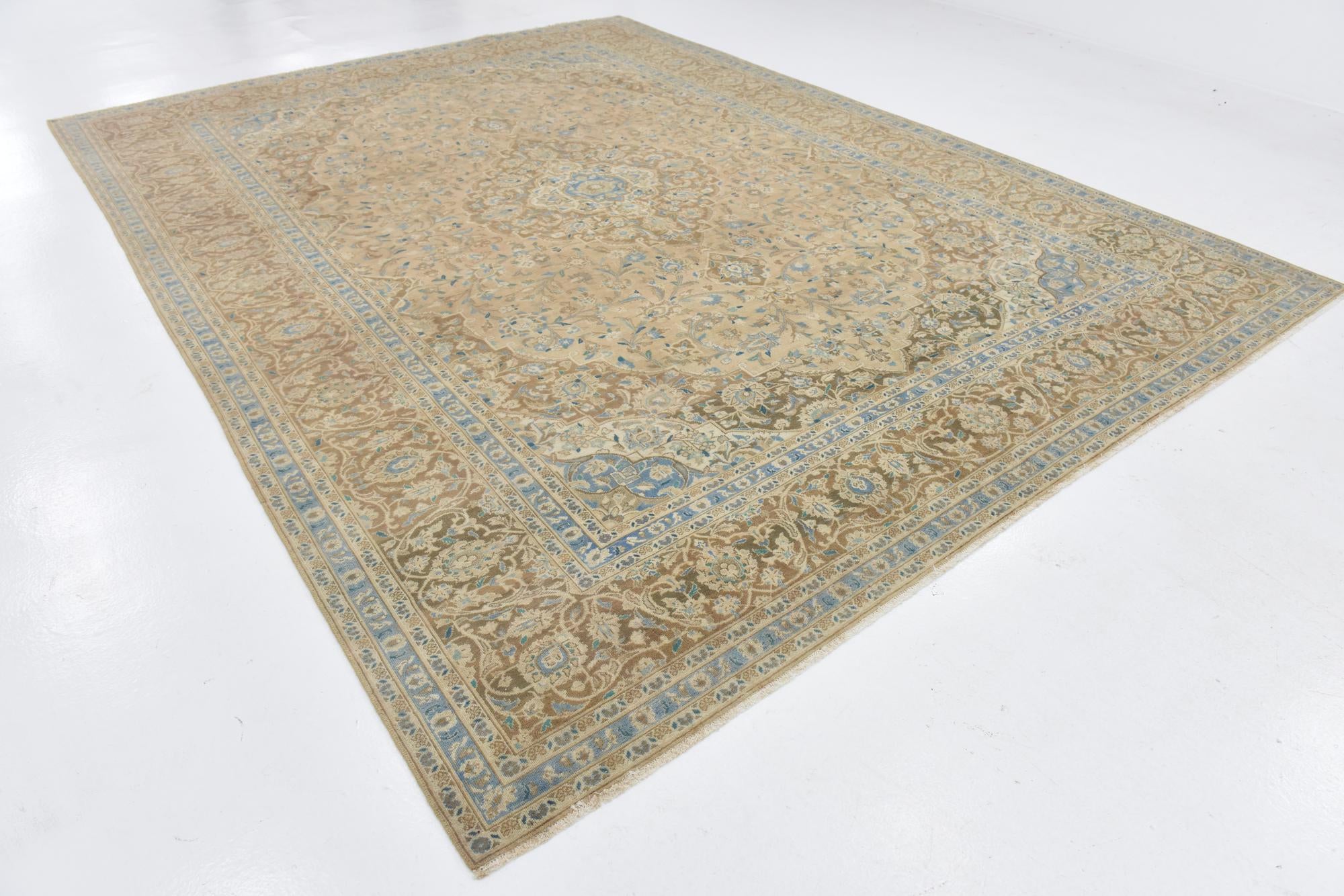 10' x 13' 6 Hand Knotted Ultra Vintage Persian Wool Rug