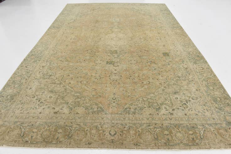 Detail image of 8' 7 x 12' 10 Hand Knotted Ultra Vintage Persian Wool Rug