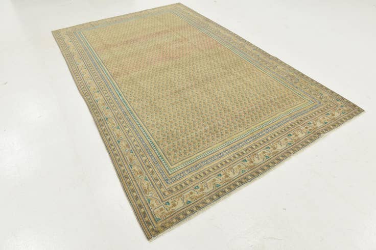 Detail image of 6' x 9' 6 Hand Knotted Ultra Vintage Persian Wool Rug