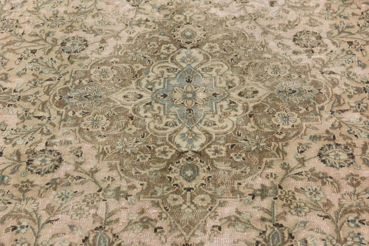 Detail image of 9' 4 x 12' 6 Hand Knotted Ultra Vintage Persian Wool Rug