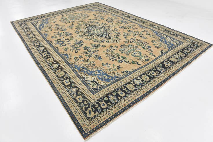 Detail image of 9' x 12' Hand Knotted Ultra Vintage Persian Wool Rug