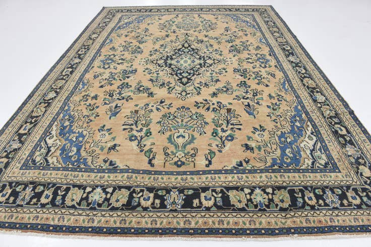 Detail image of 9' x 12' Hand Knotted Ultra Vintage Persian Wool Rug