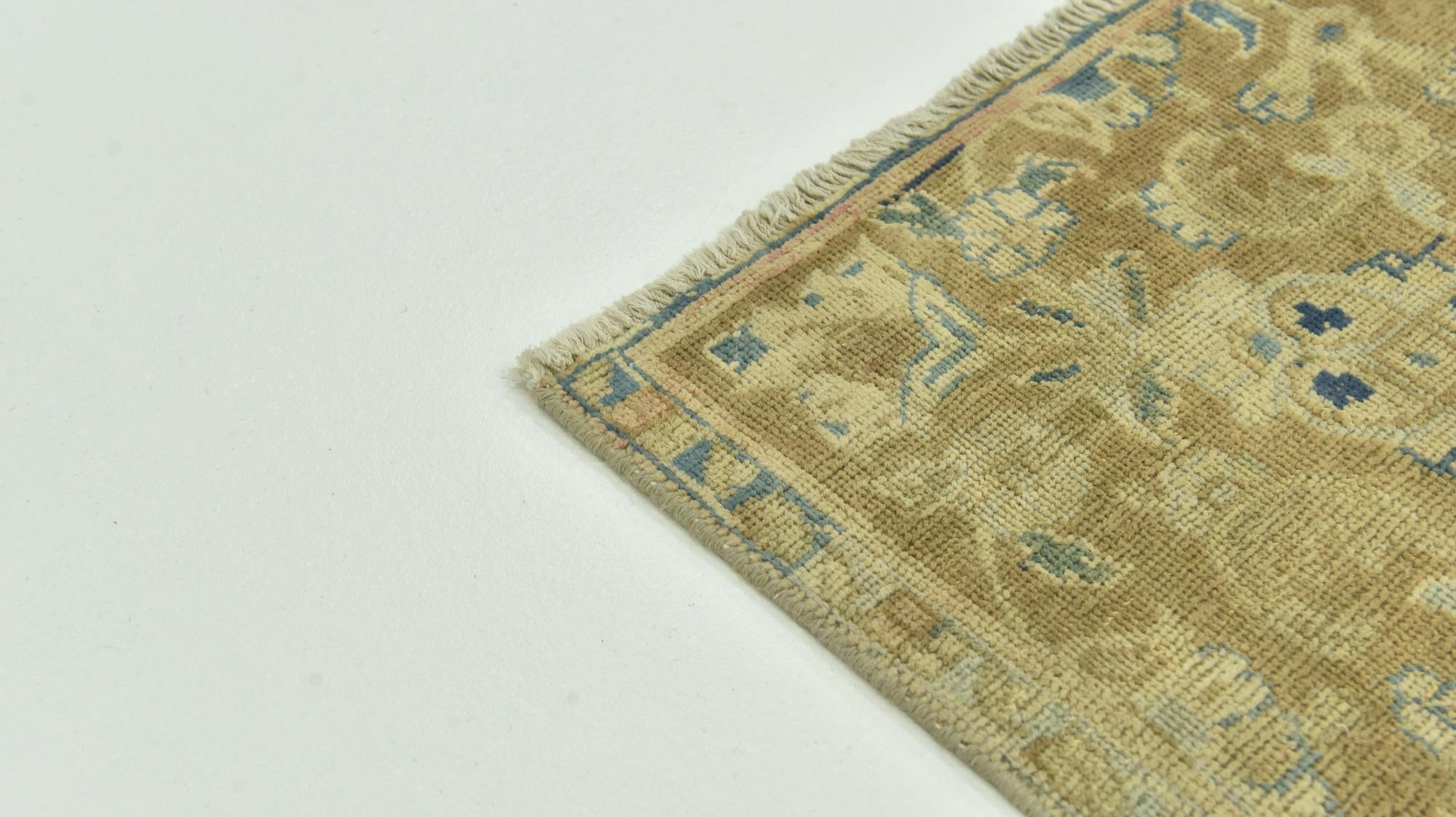 6' 9 x 10' Hand Knotted Ultra Vintage Persian Rug