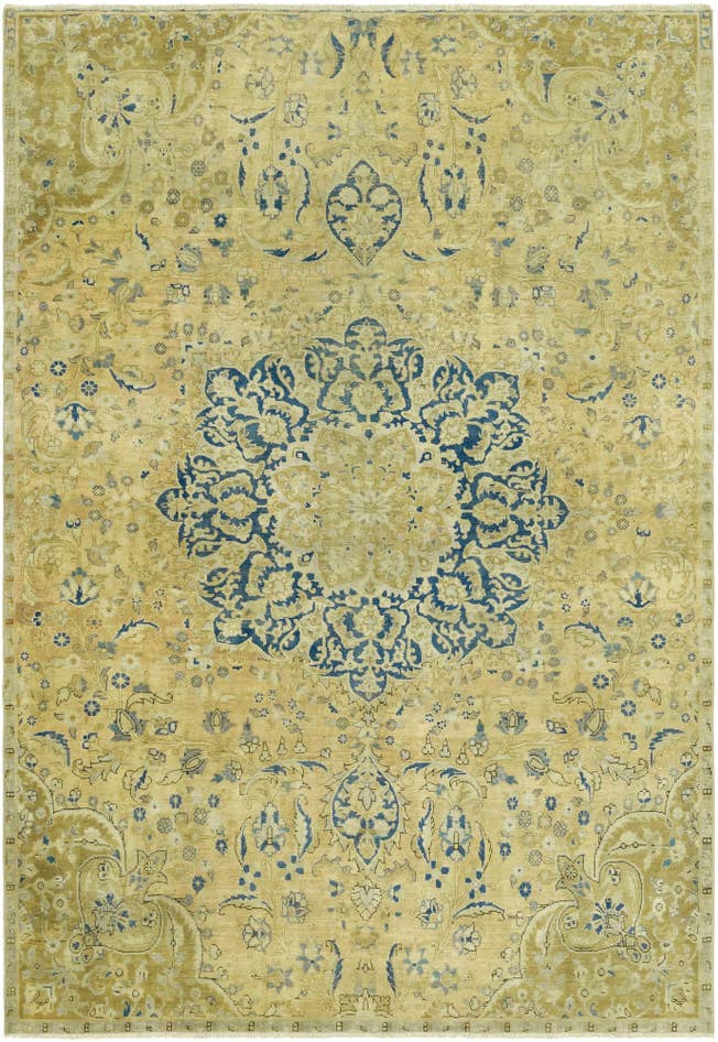 Detail image of 6' 9 x 10' Hand Knotted Ultra Vintage Persian Rug