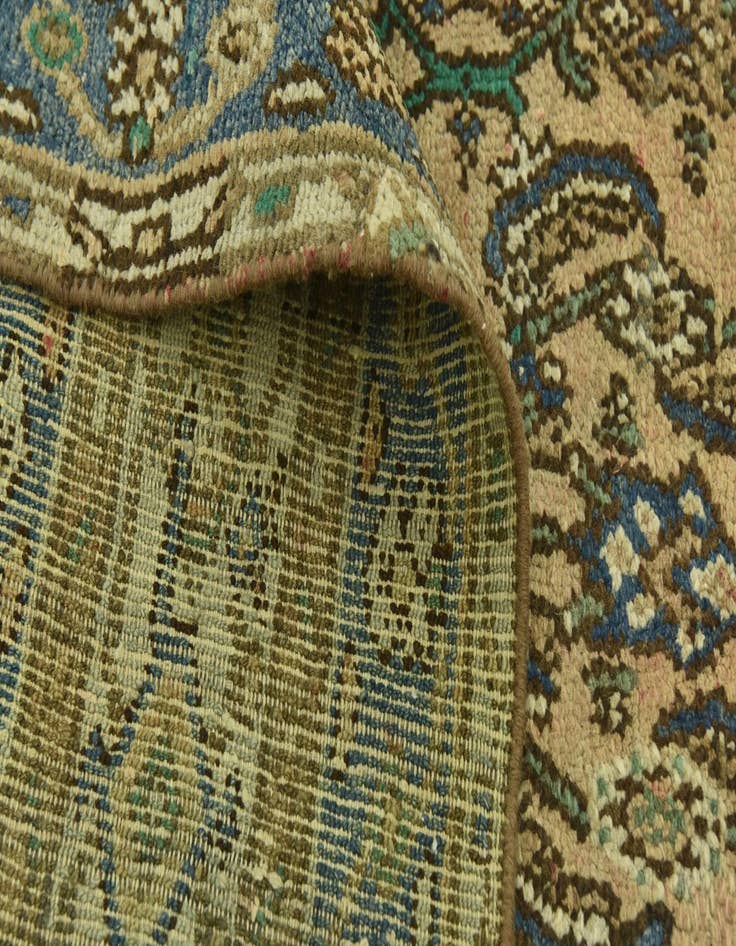 Detail image of 8' 7 x 11' 3  Hand Knotted Ultra Vintage Wool Rug