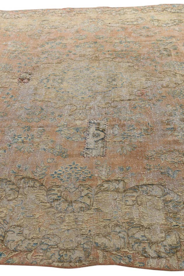 Detail image of 9' 5 x 11' 9 Hand Knotted Ultra Vintage Persian Wool Rug