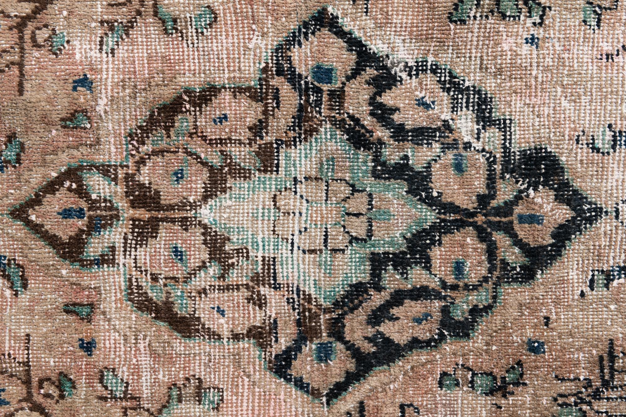 4' 4 x 6' 6 Hand Knotted Ultra Vintage Persian Wool Rug