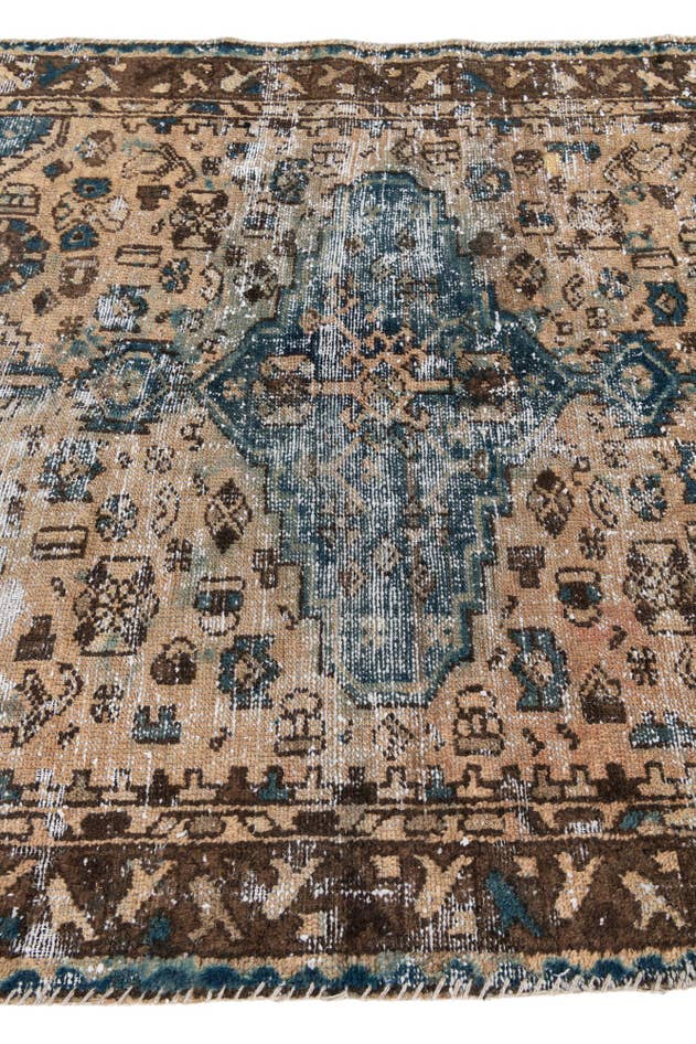 Detail image of 4' 1 x 6' Hand Knotted Ultra Vintage Persian Wool Rug