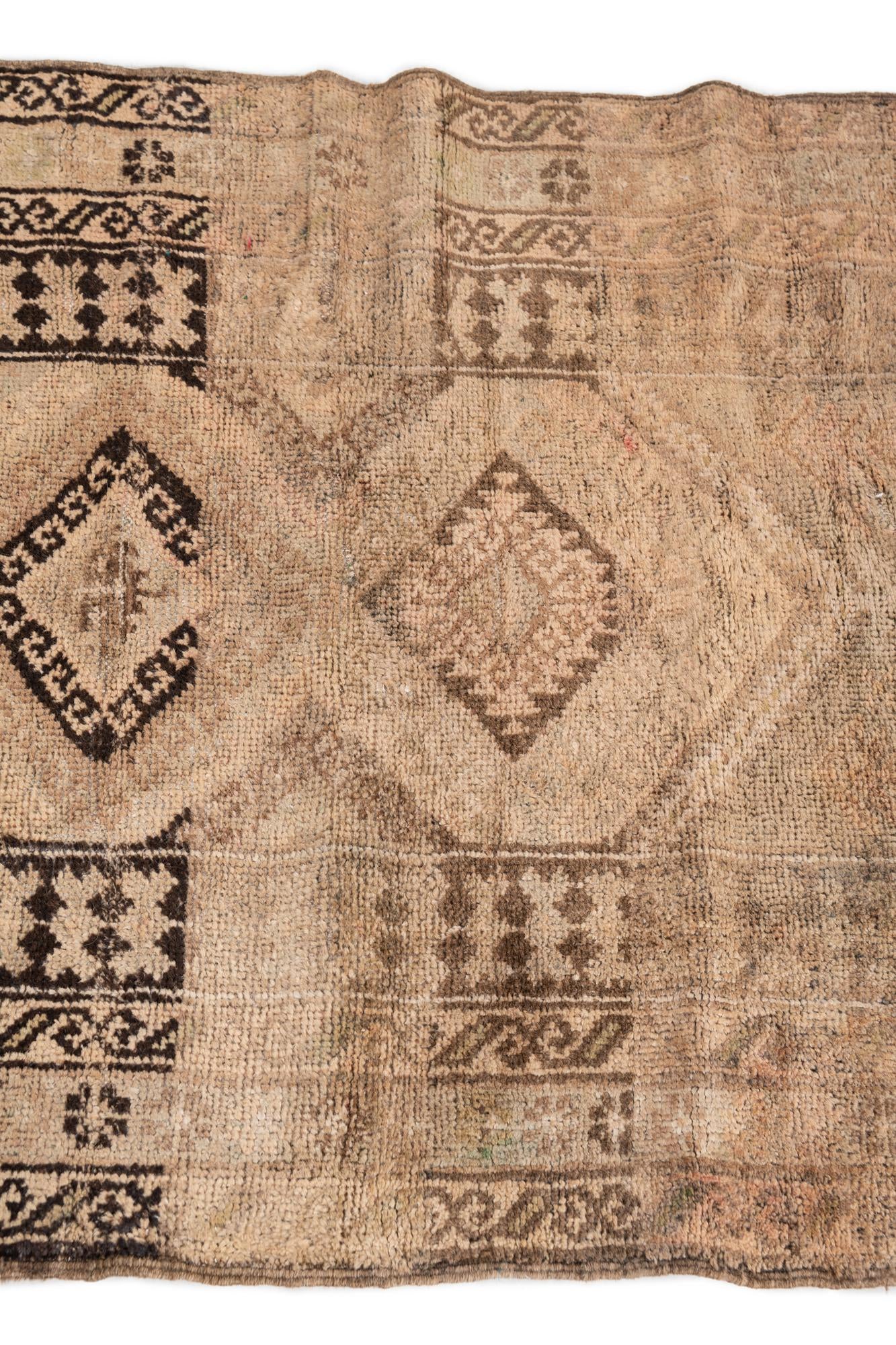 2' 6 x 4' Hand Knotted Ultra Vintage Persian Wool Rug
