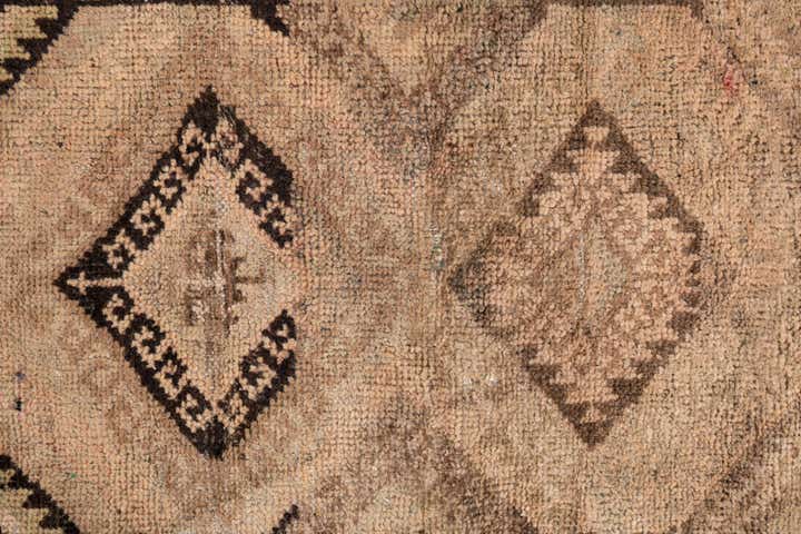 2' 6 x 4' Hand Knotted Ultra Vintage Persian Wool Rug