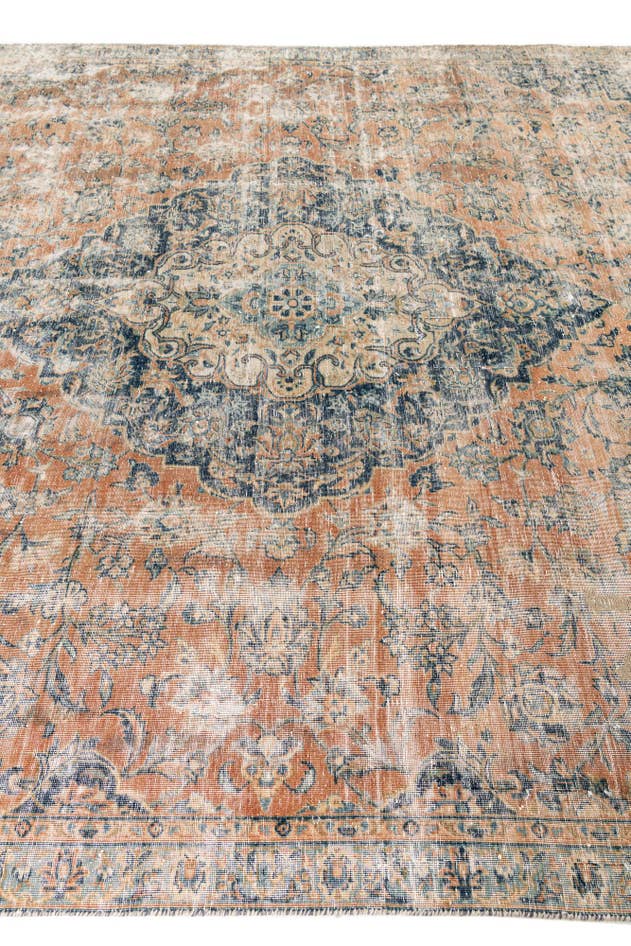 Detail image of 7' 1 x 10' 6 Hand Knotted Ultra Vintage Persian Wool Rug