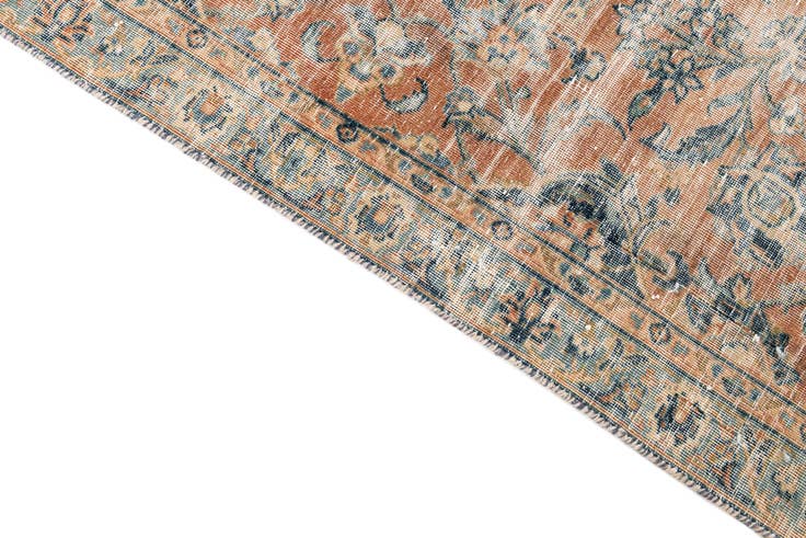 Detail image of 7' 1 x 10' 6 Hand Knotted Ultra Vintage Persian Wool Rug