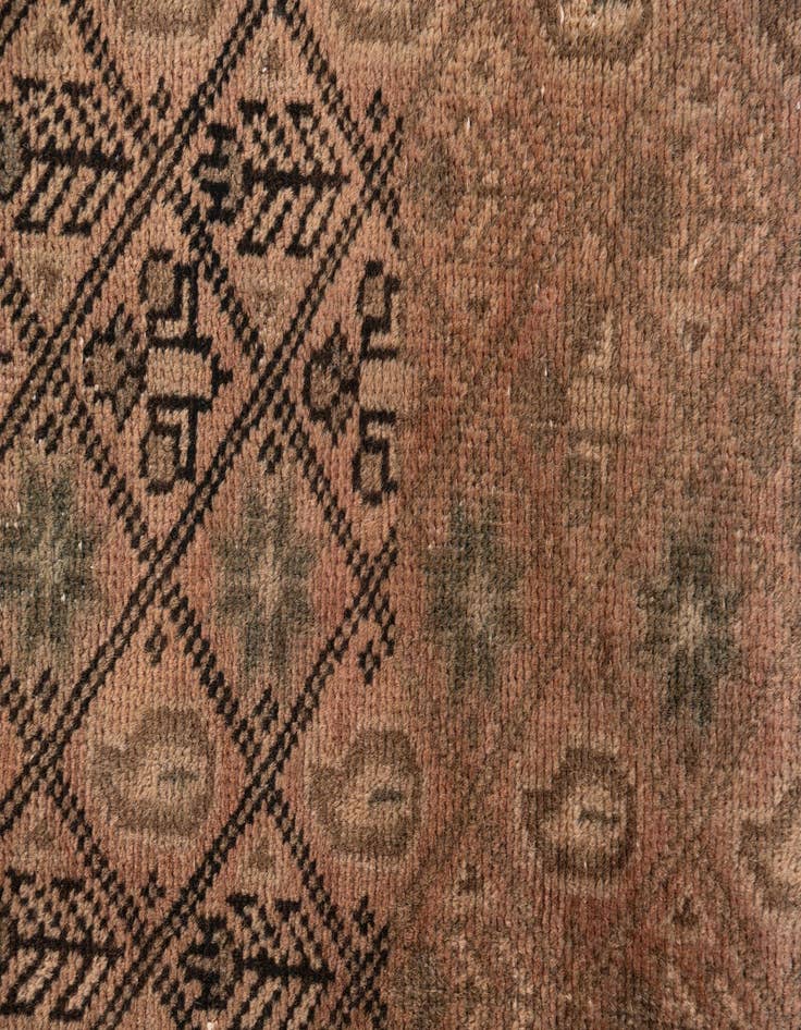 Detail image of 3' 5 x 4' 4  Hand Knotted Ultra Vintage Persian Wool Rug