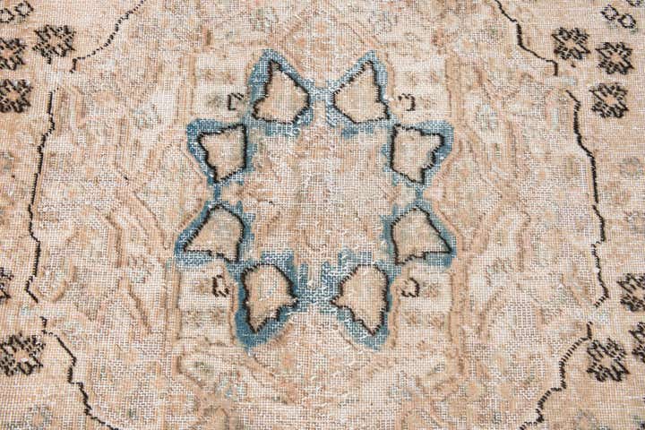 5' 5 x 8' 8 Hand Knotted Ultra Vintage Persian Wool Rug