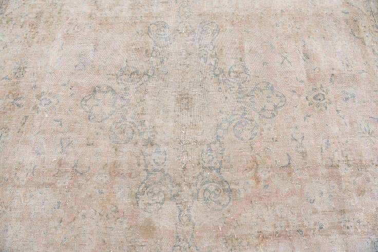 Detail image of 9' 9 x 13' 7 Hand Knotted Ultra Vintage Persian Wool Rug