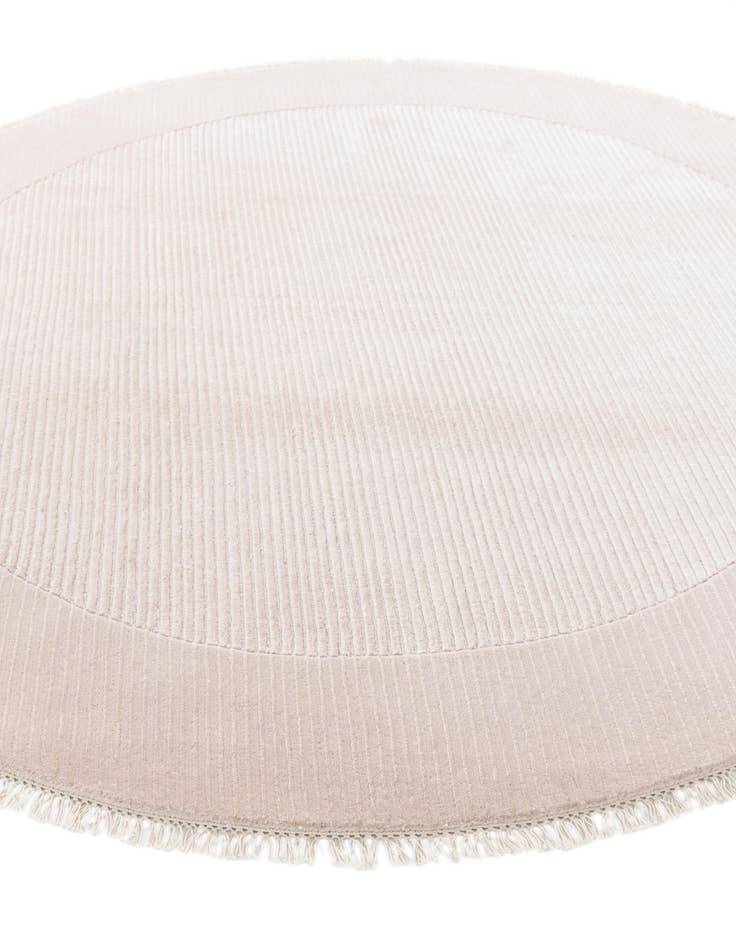 Detail image of 6' 6 x 6' 6  Hand Knotted Darya Wool Round Rug