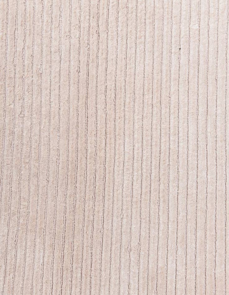 Detail image of 6' 6 x 6' 6  Hand Knotted Darya Wool Round Rug