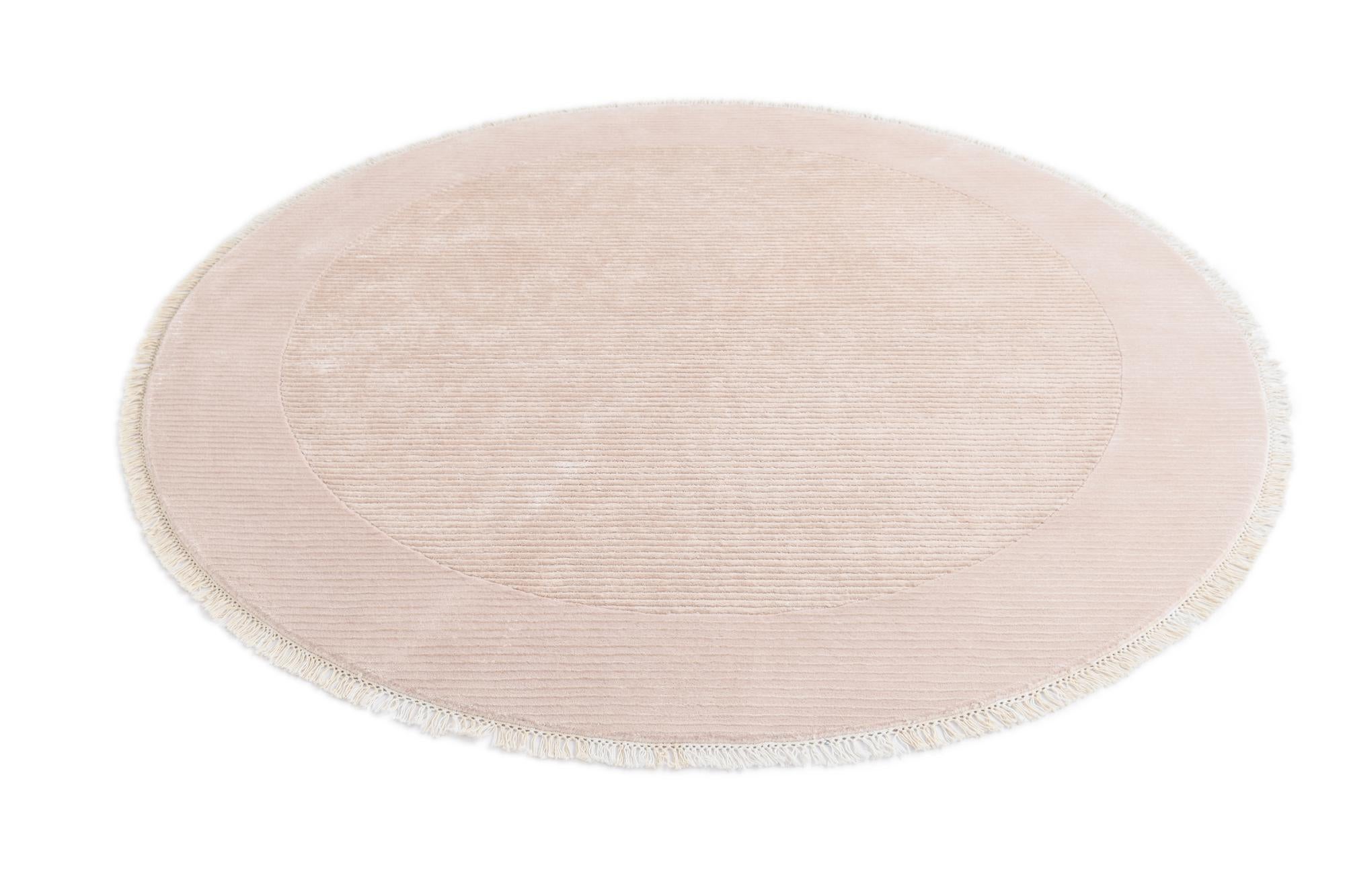6' 8 x 6' 8 Hand Knotted Darya Wool Round Rug