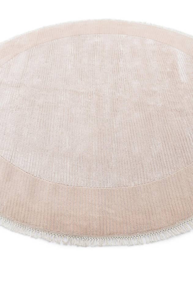 Detail image of 6' 7 x 6' 7 Hand Knotted Darya Wool Round Rug