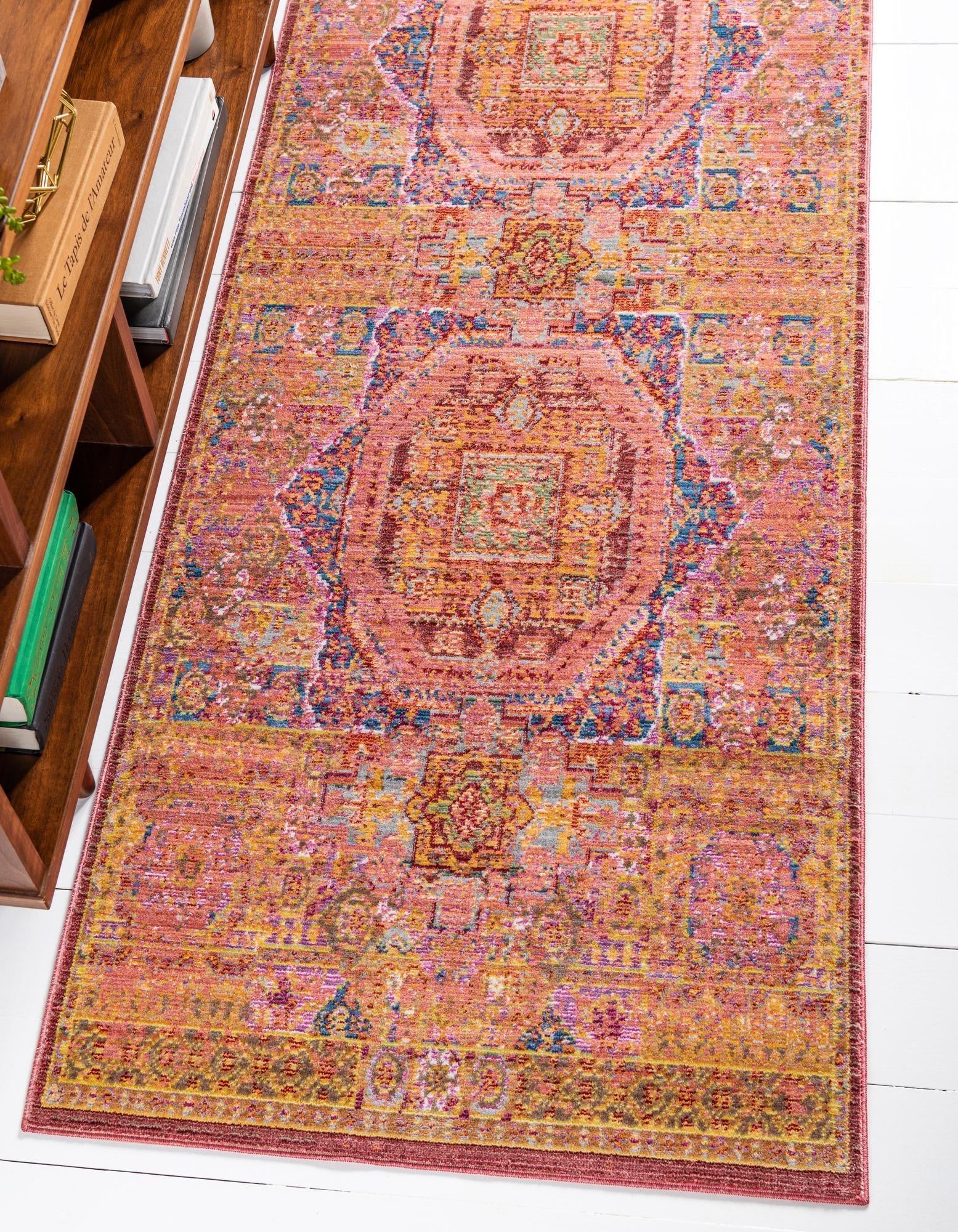 2' 7 x 9' 10 Alexis Runner Rug