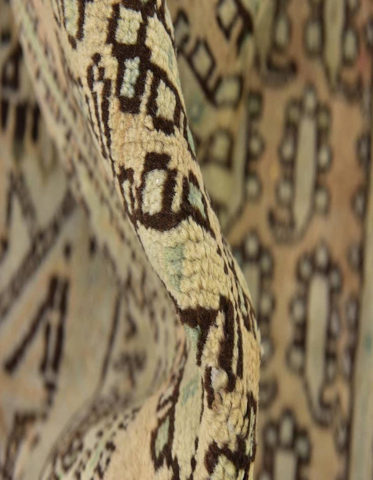 Detail image of 4' 3 x 10' Hand Knotted Farahan Persian Wool Runner Rug