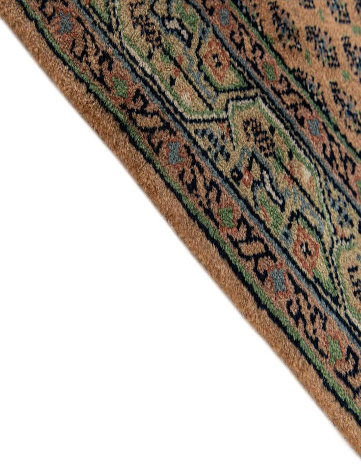 Detail image of 2' 4 x 4' 7  Hand Knotted Mir Wool Runner Rug