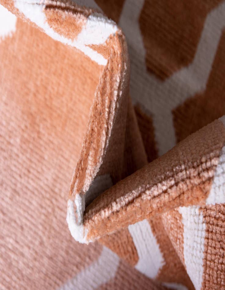 Detail image of 2' 2 x 8' Easy-Clean Haven Indoor / Outdoor Runner Rug