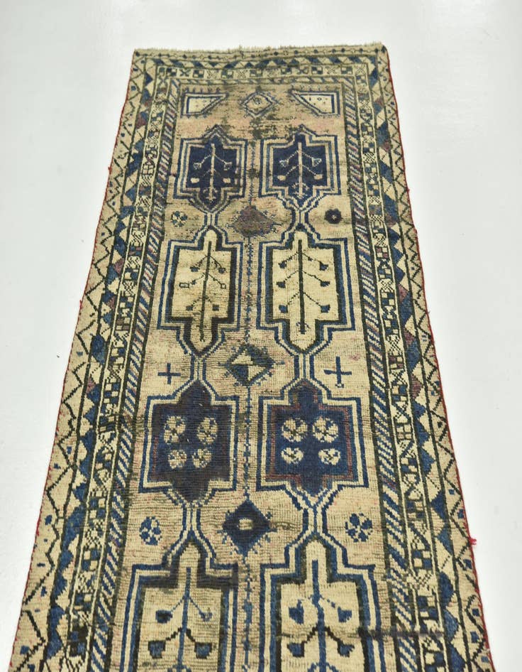 Detail image of 3' 7 x 11' 4  Hand Knotted Shiraz Persian Wool Runner Rug