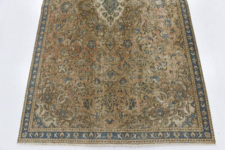 Detail image of 4' 5 x 7' 8 Hand Knotted Ultra Vintage Persian Wool Runner Rug