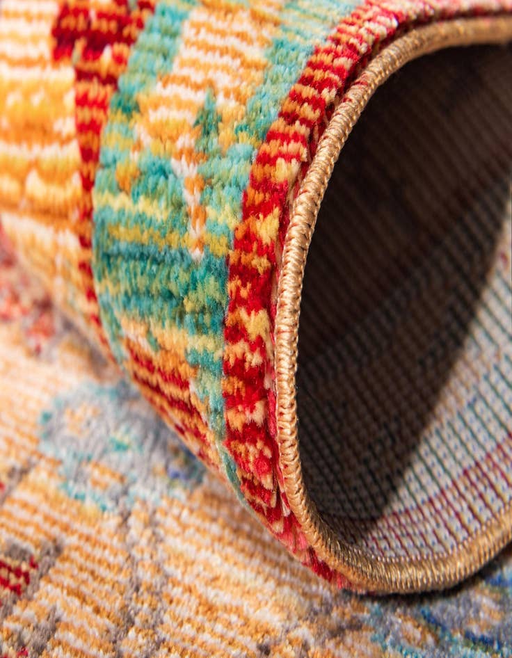 Detail image of 8' x 8' Alexis Square Rug