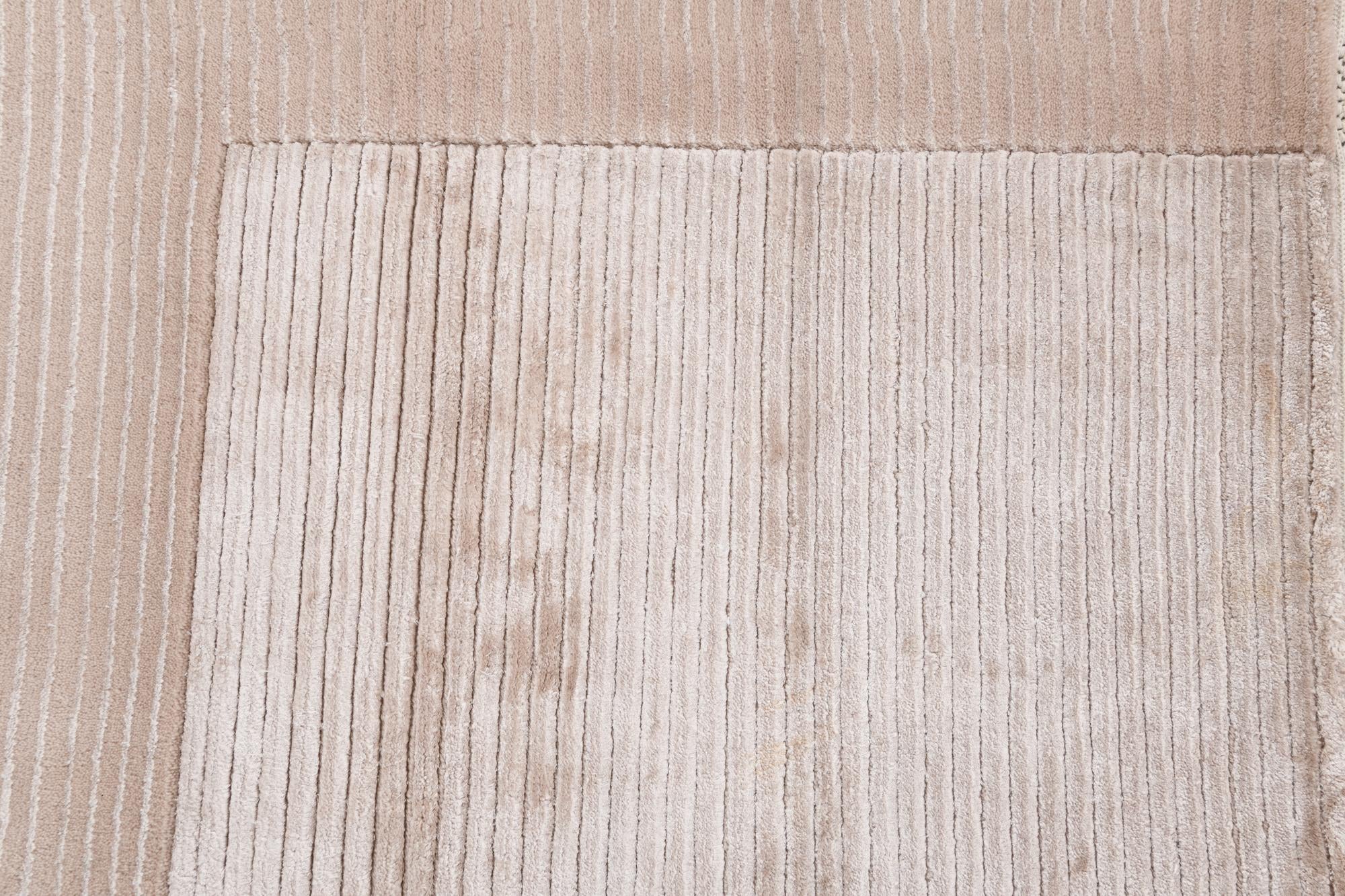 2' 7 x 2' 7 Hand Knotted Darya Wool Square Rug