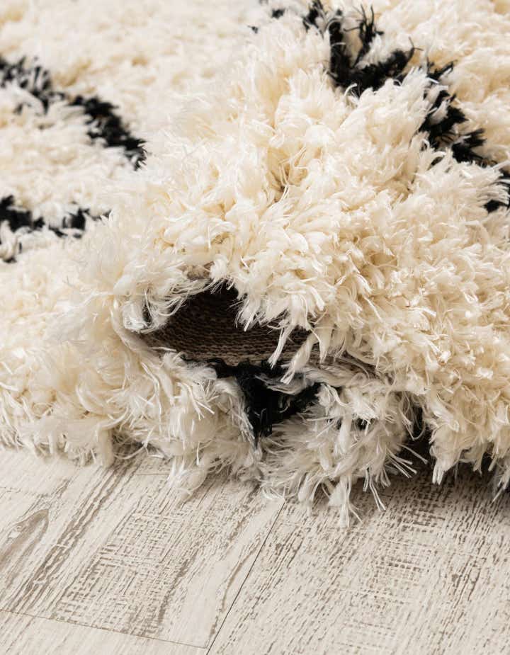 8' x 8' Infinity Shag Square Rug