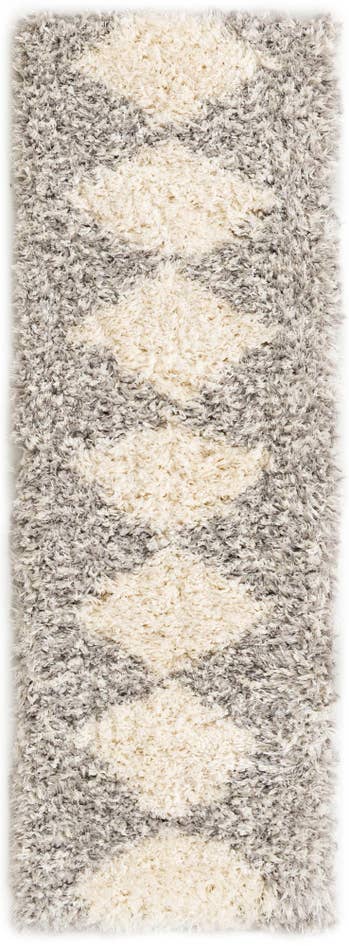 Detail image of 2' x 6' Infinity Shag Runner Rug