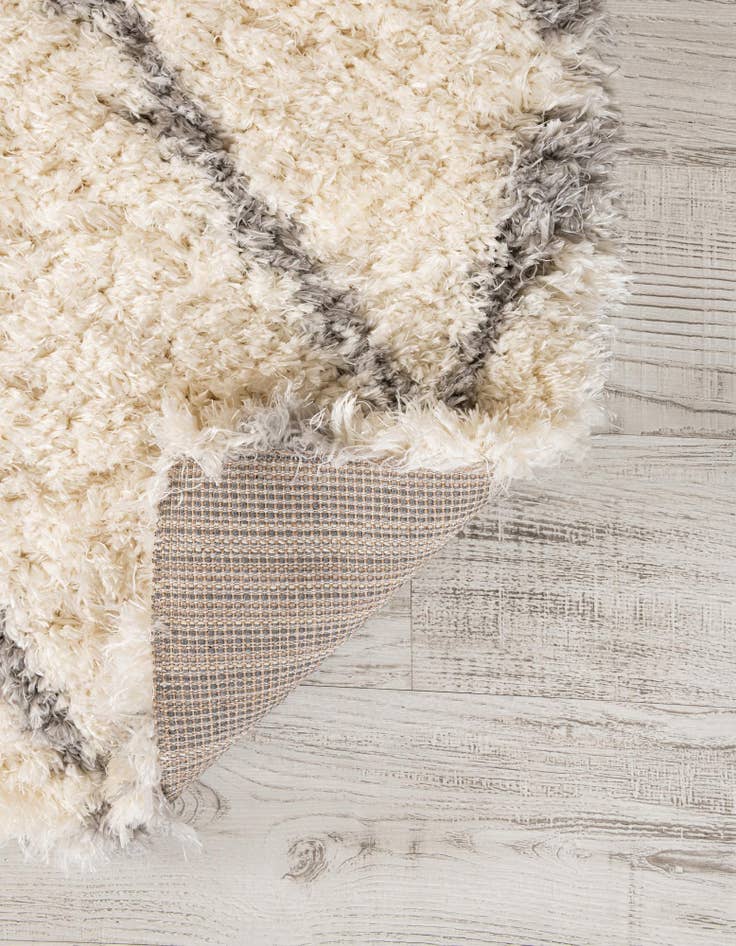 Detail image of 2' 7 x 12' Infinity Shag Runner Rug
