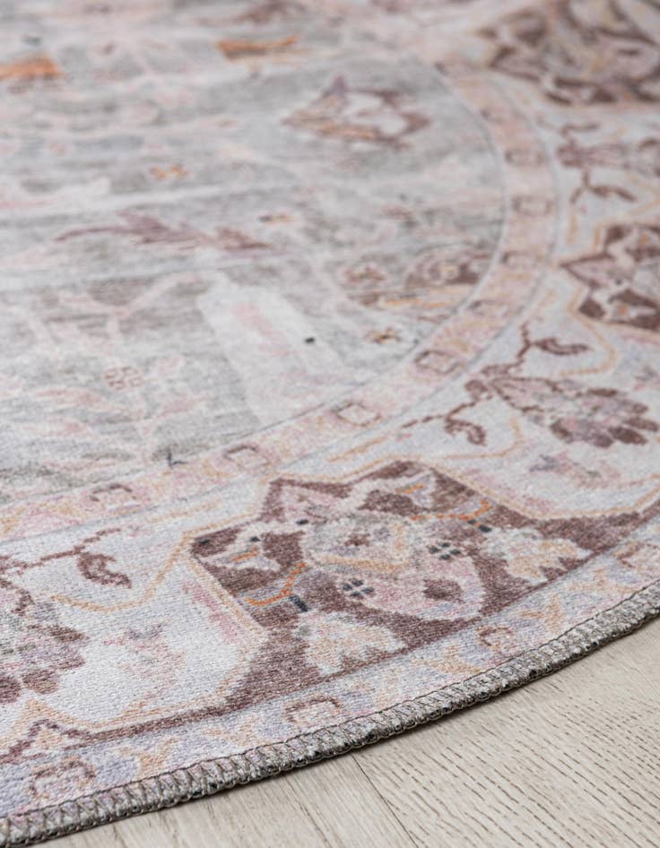 Detail image of 4' x 4' Yara Round Rug