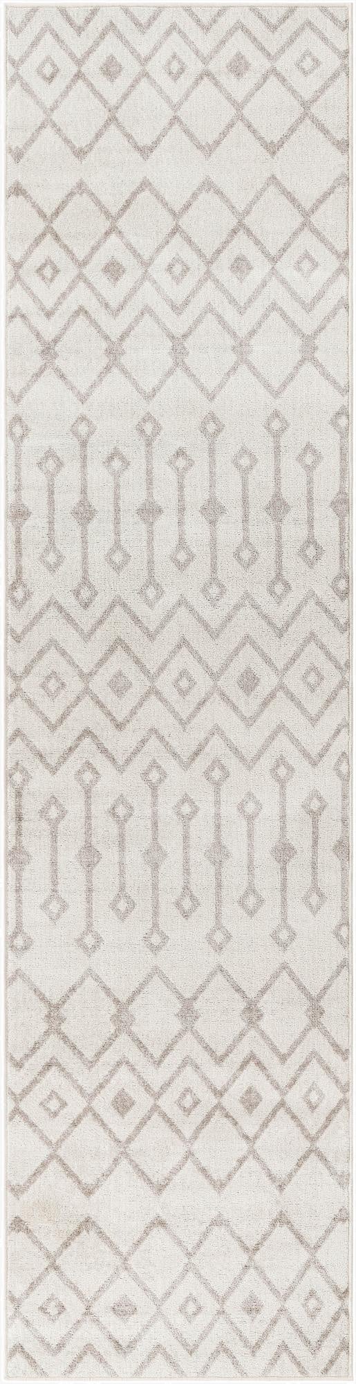 2' 7 x 10' Bohemian Trellis Runner Rug