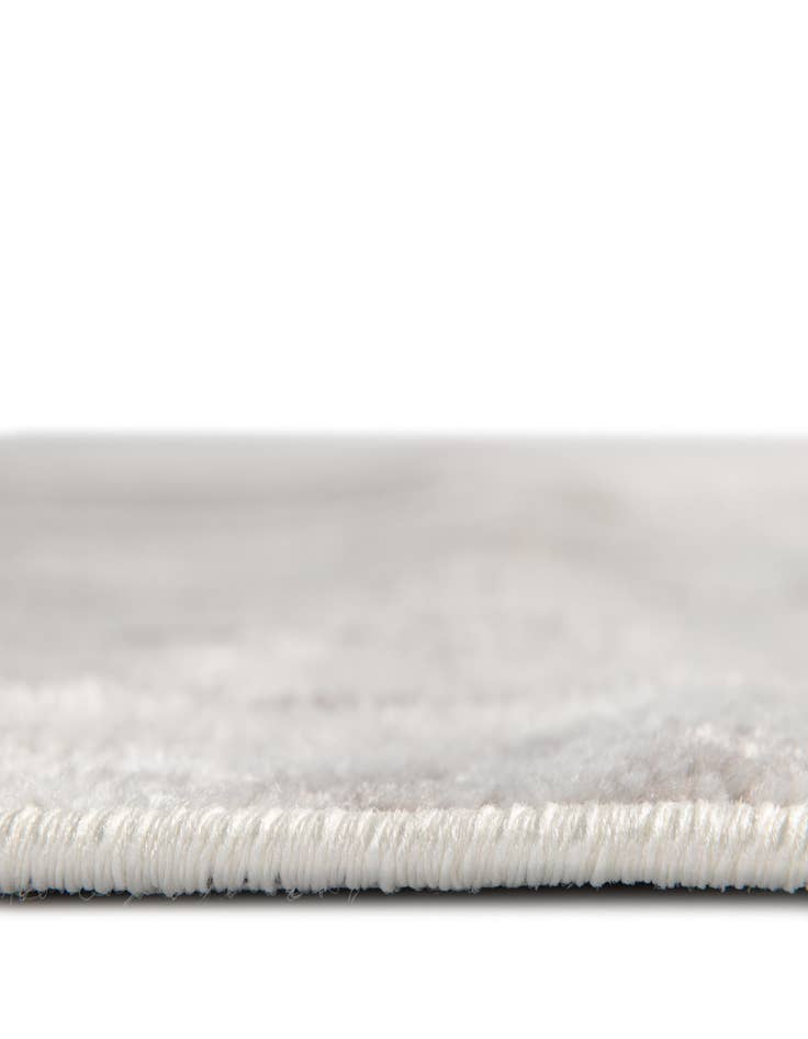 Detail image of 7' 10 x 7' 10 Bohemian Trellis Square Rug