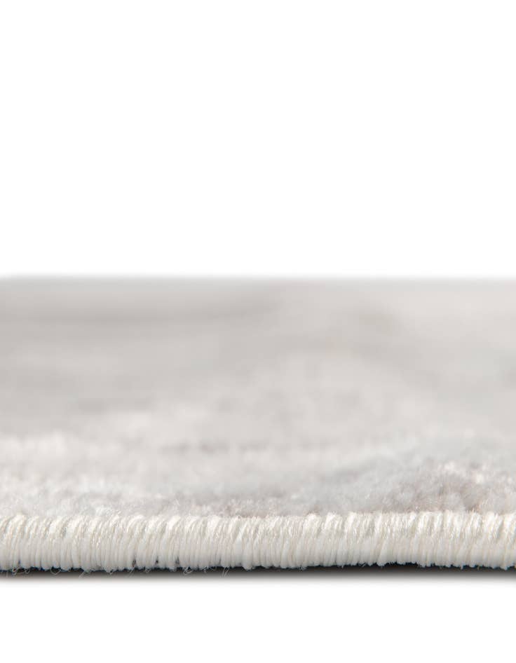 Detail image of 7' 10 x 7' 10 Bohemian Trellis Square Rug