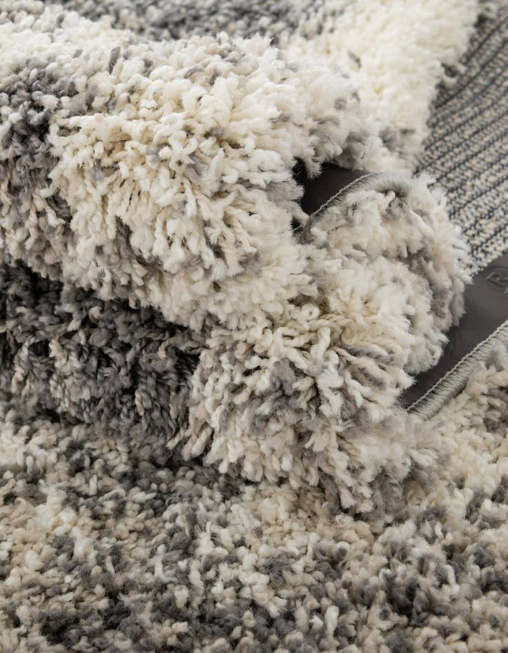 Detail image of 9' 10 x 13' Soft Touch Shag Rug