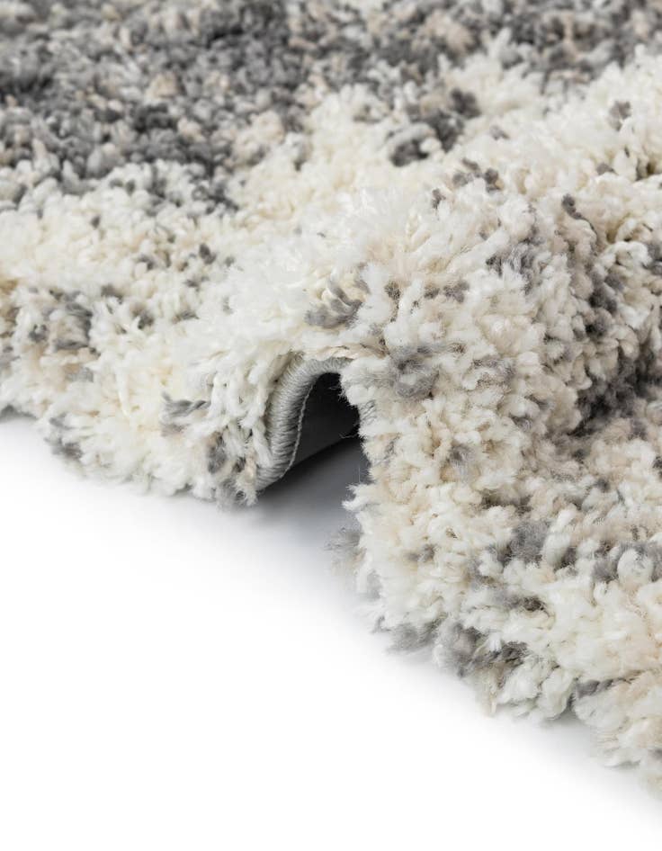 Detail image of 7' 10 x 7' 10 Soft Touch Shag Round Rug