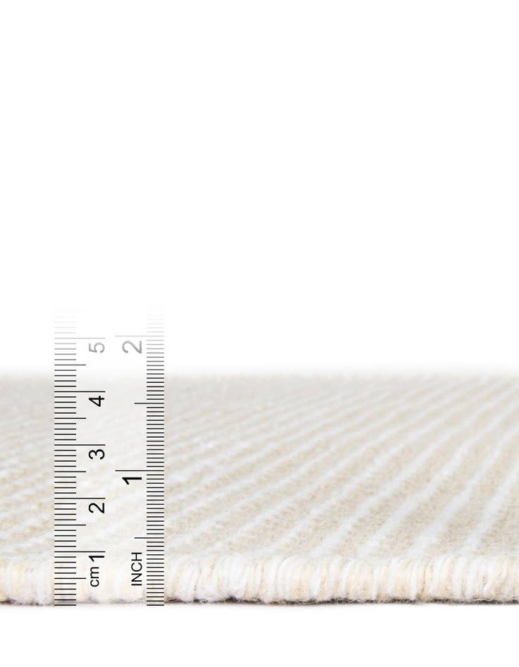 Detail image of 3' 3 x 3' 3 Easy-Clean Jill Zarin Palm Springs Indoor / Outdoor Round Rug