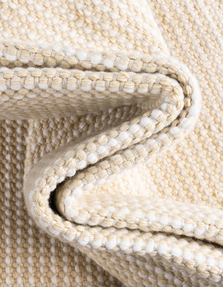 Detail image of 5' 1 x 5' 1  Washable Jill Zarin Palm Springs Indoor / Outdoor Round Rug