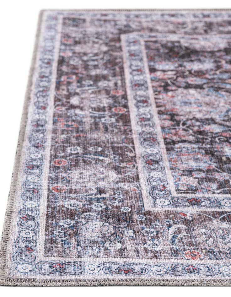 Detail image of 7' 10 x 7' 10 Yara Square Rug