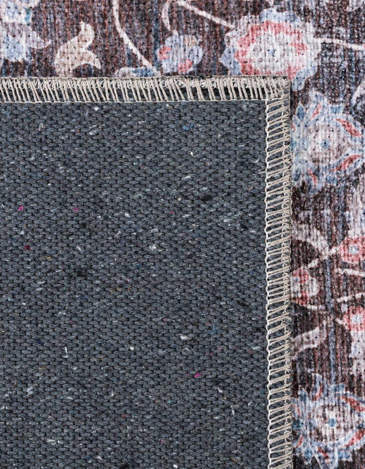 Detail image of 7' 10 x 7' 10 Yara Square Rug