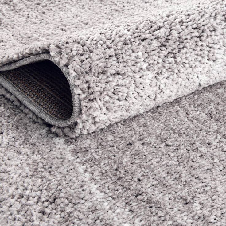 Detail image of 7' 10 x 10' Jill Zarin Shaggy Chic Rug
