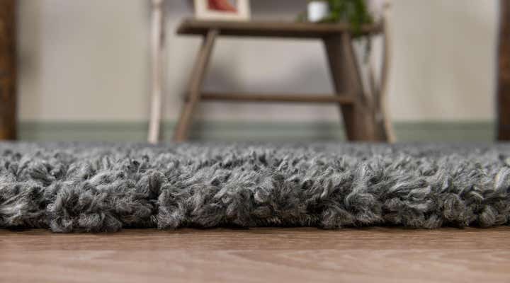 7' 10 x 10' Zermatt Shag Oval Rug