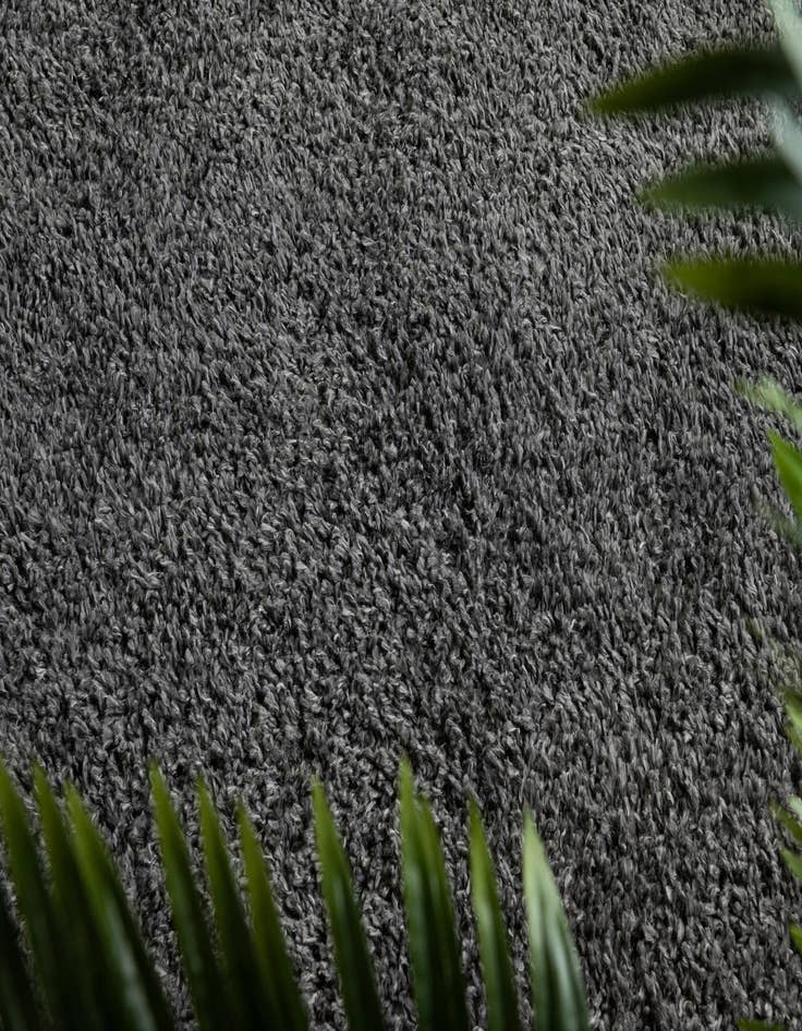 Detail image of 3' x 5' 3 Zermatt Shag Oval Rug